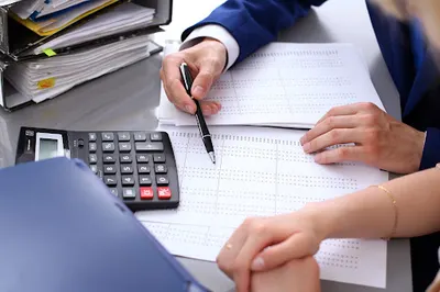 Videri – Biuro Rachunkowe Gdańsk | Księgowość JDG i Spółek | Karty Pobytu